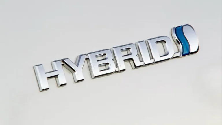 Hybrid Cars Beginning Price as Low As 2 million In Pakistan