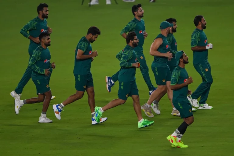 Opinion: South Africa Aims for Redemption While Pakistan Clings to Hope in World Cup Clash