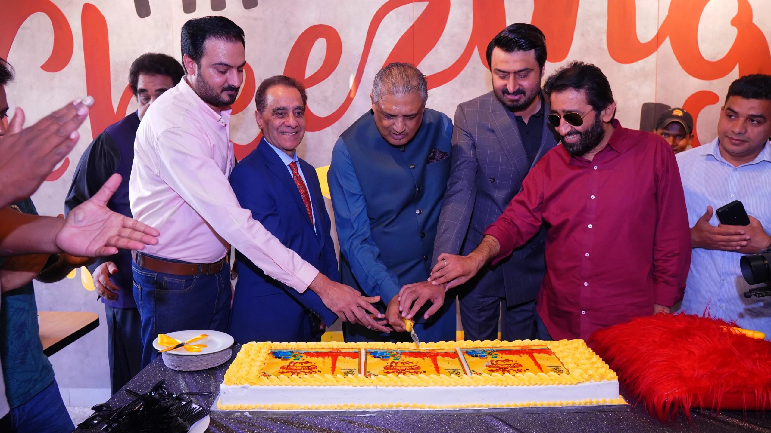 Cheezious Makes History with Pakistan’s Largest Pizza Diner Opened in Lahore